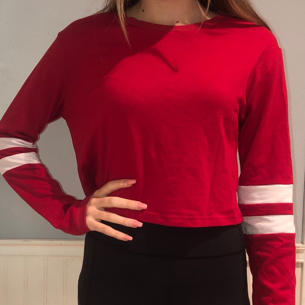 red cropped long sleeve tee